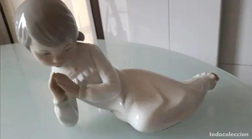 Antig&uuml;edades: Figura ni&ntilde;a orando. Zaphir