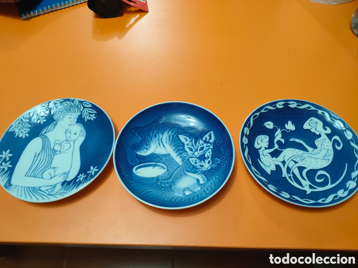 Antig&uuml;edades: 3 platitos de porcelana danesa del d&iacute;a de la madre