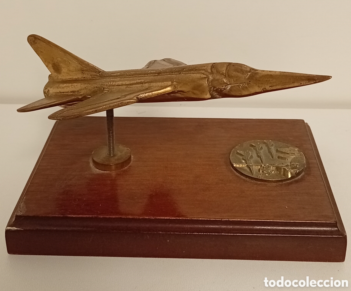 Antig&uuml;edades: .MODELO DE UN AVION DE COMBATE SUPERSONICO - Foto 2
