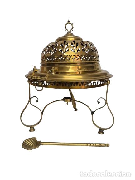 Antig&uuml;edades: Antiguo Brasero - Bronce, Lat&oacute;n - con tapa (Pollera), Pala (Badila) y Pie - S.XIX