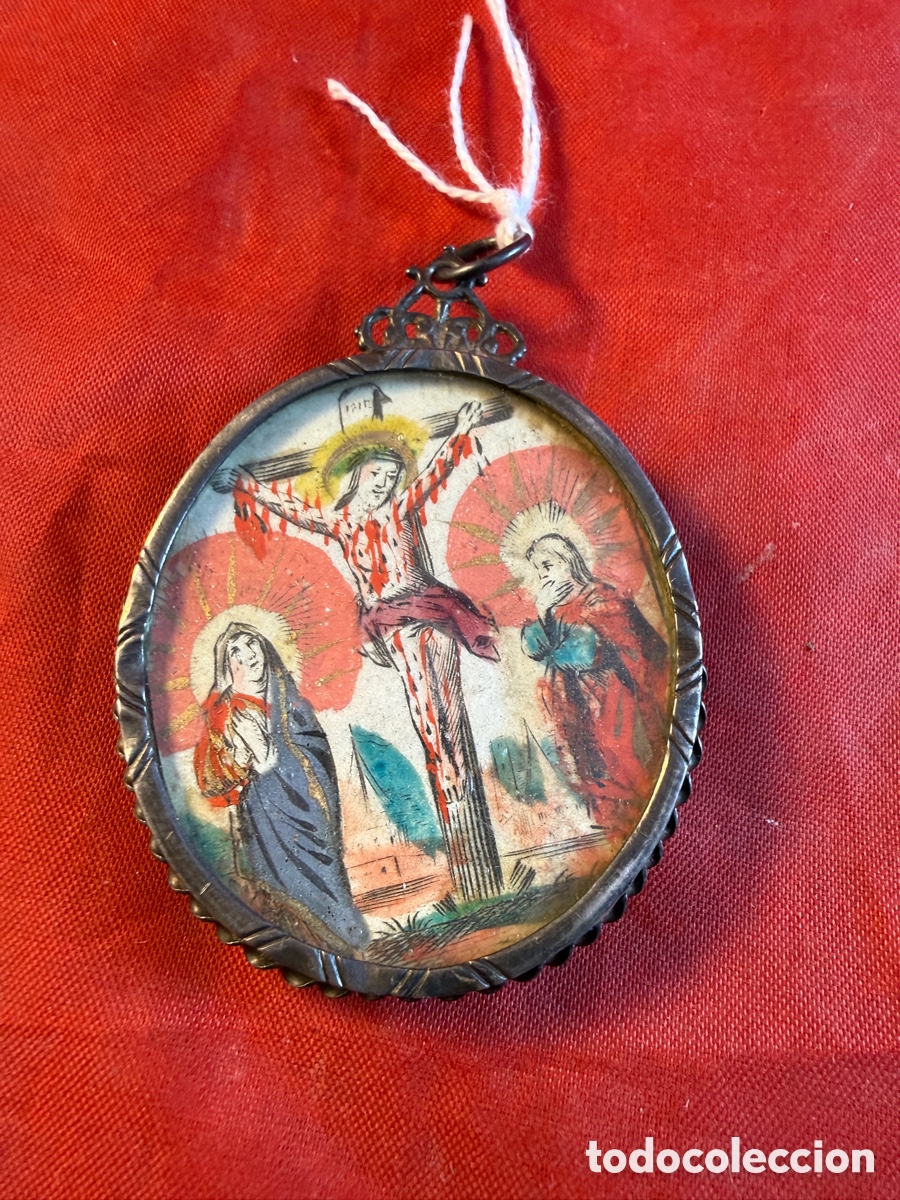 Antig&uuml;edades: Medalla Espa&ntilde;a, S. XVIII. devocional de dos vitrales con marco de plata a cordondillo