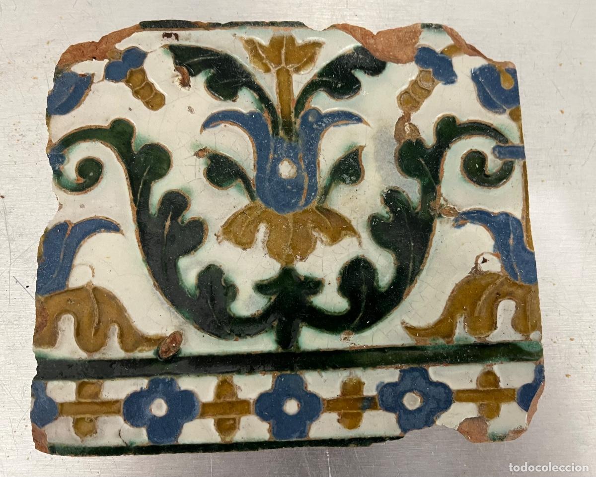 Antig&uuml;edades: AZULEJO TOLEDANO SIGLL XVI