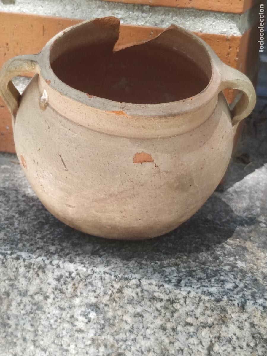 Antig&uuml;edades: Peque&ntilde;a olla de barro antigua y ligera para restaurar