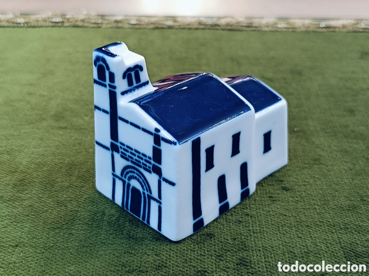 Antig&uuml;edades: SARGADELOS . MINIATURA . IGLESIA , CAPILLA SANTIAGO DE BARBADELO S.XII