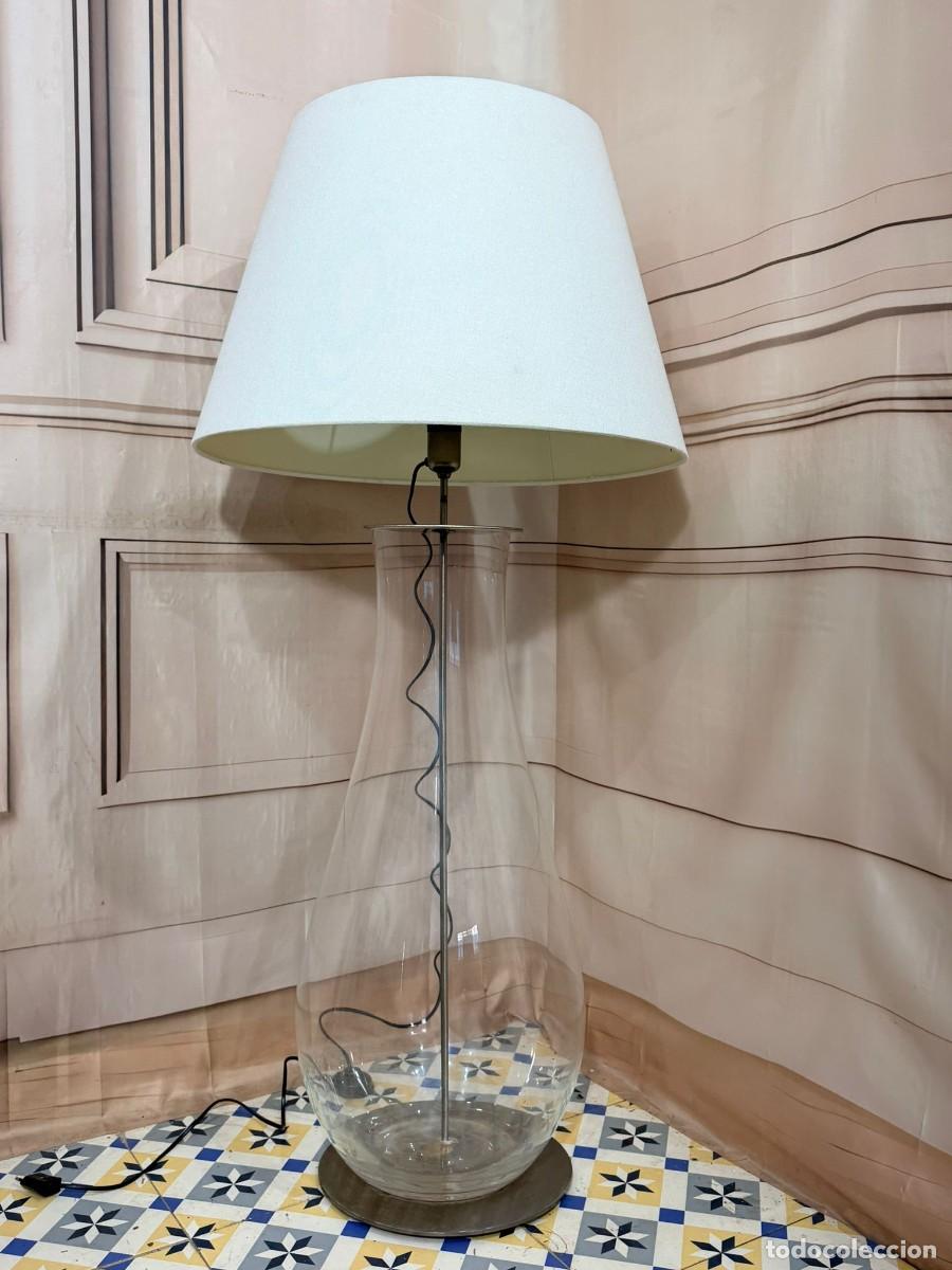 Antig&uuml;edades: L&aacute;mpara de mesa con una base de cristal transparente - Foto 6