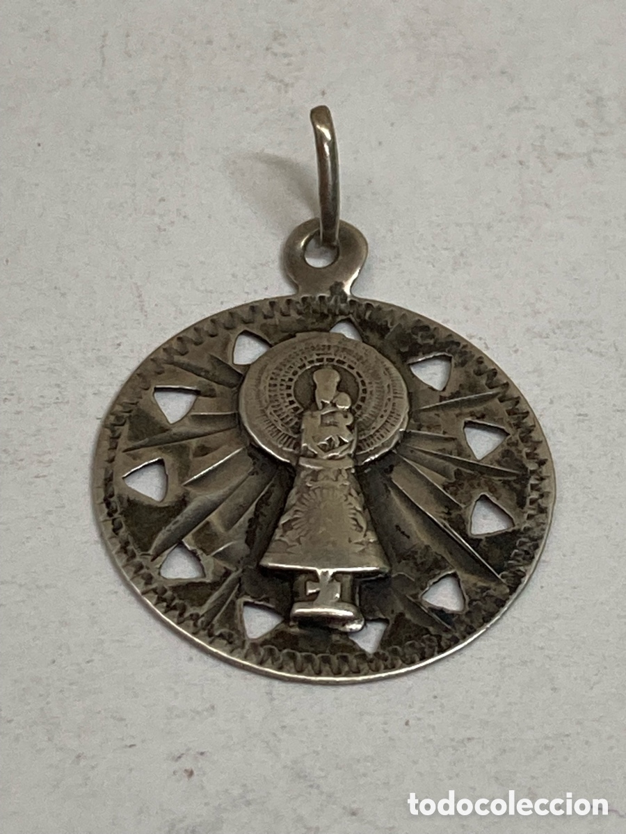 Antig&uuml;edades: Medalla de plata religiosa C593