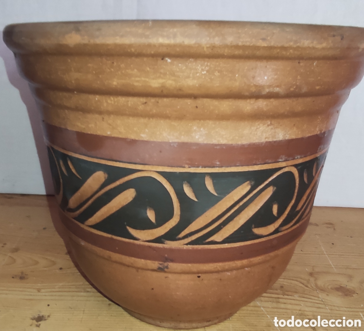 Antig&uuml;edades: Antiguo macetero de terracota