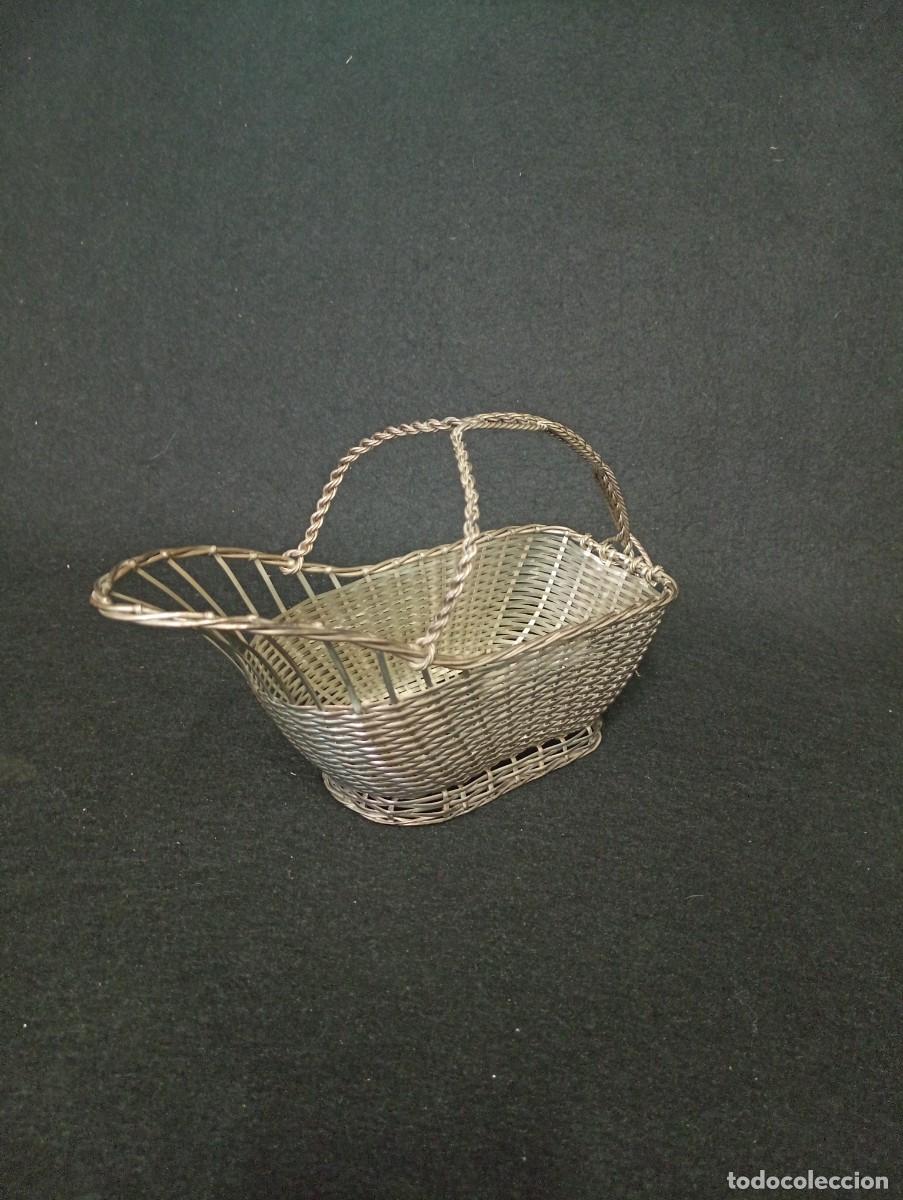 Antig&uuml;edades: Cestillo para botella. Decantador de vino. Plateado. A&ntilde;os 40.
