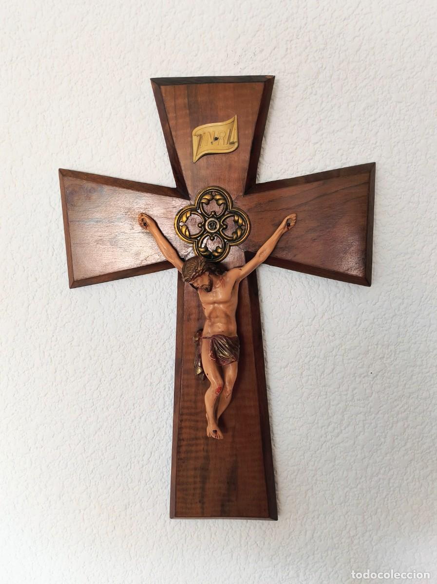 Antig&uuml;edades: Antiguo crucifijo de madera INRI