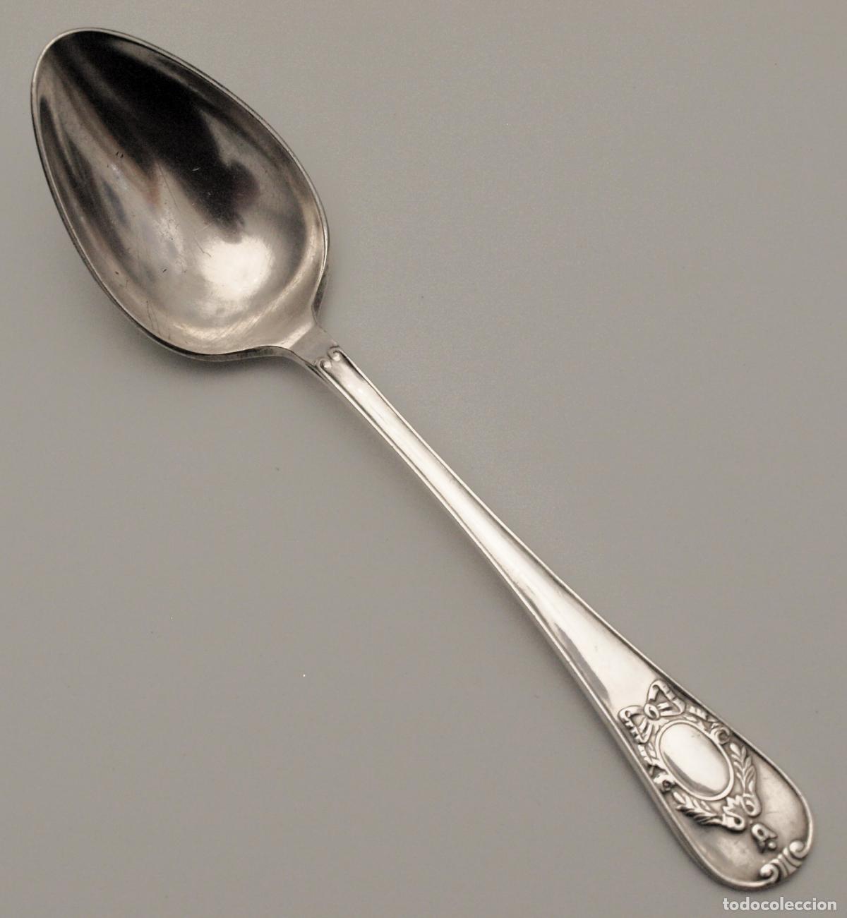 Antig&uuml;edades: CUBIERTO, CUCHARA SOPERA DE LATON PLATEADO. 20 CM LARGO. VER FOTOS Y DESCRIPCION.