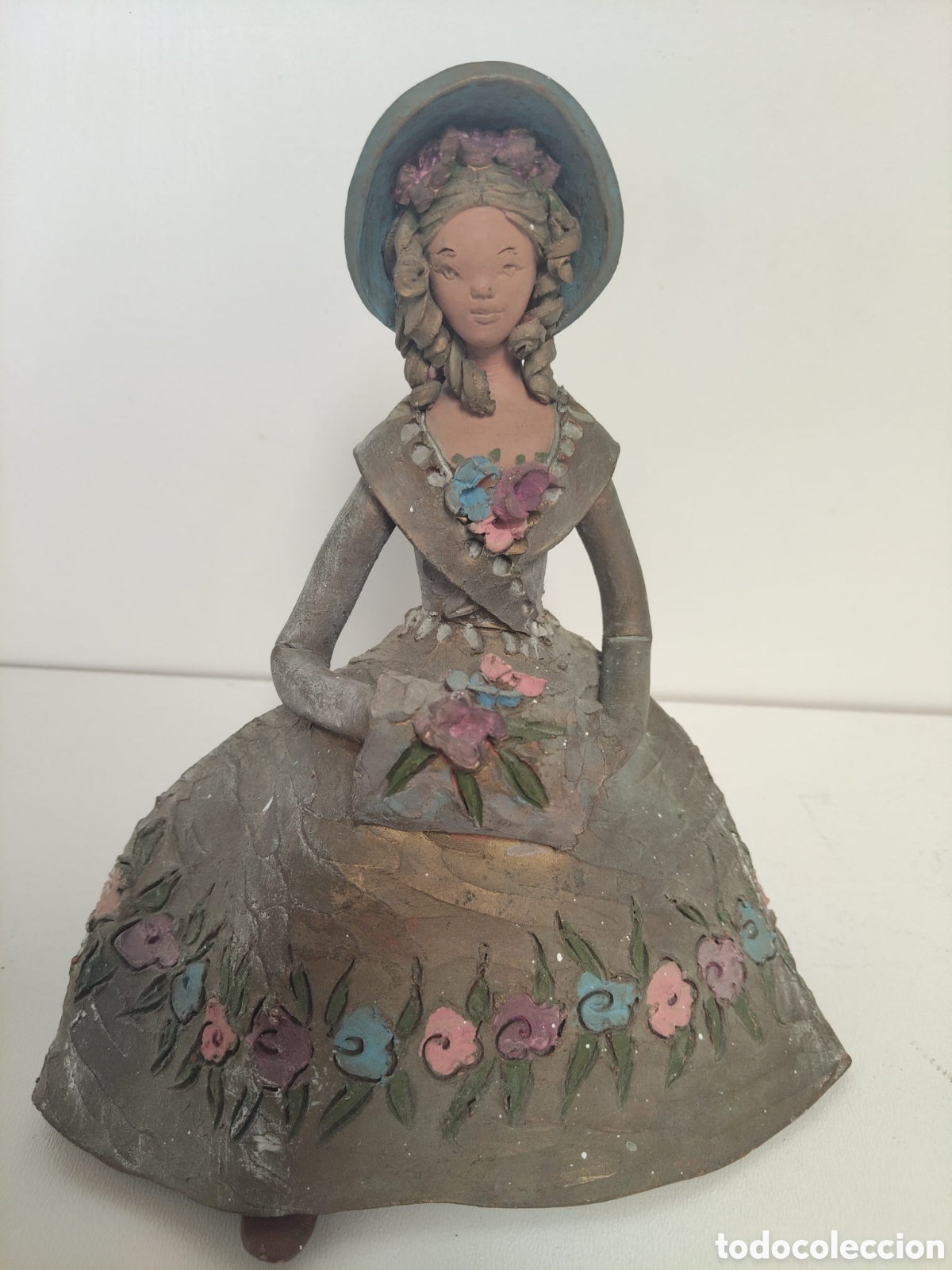 Antig&uuml;edades: .DAMAS DECORATIVAS HECHAS DE BARRO - Foto 6