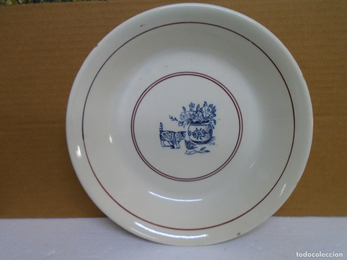 Antig&uuml;edades: ANTIGUO PLATO HONDO DE LOZA FRANHUER(FRANCISCO HUERTAS)DE SEVILLA.