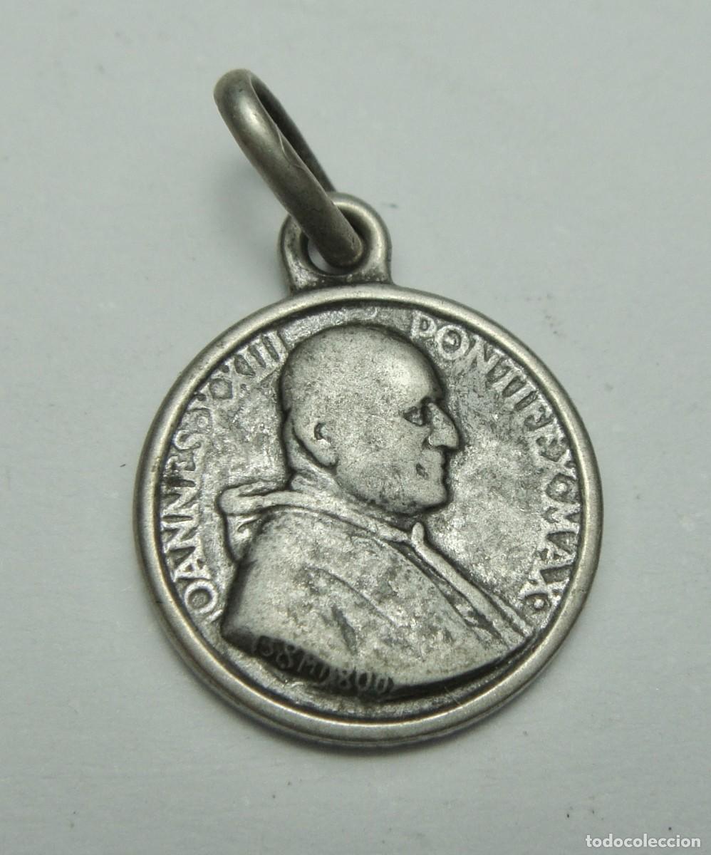 Antig&uuml;edades: Medalla Religiosa en Plata &middot; Virgen con Ni&ntilde;o y Juan XXIII