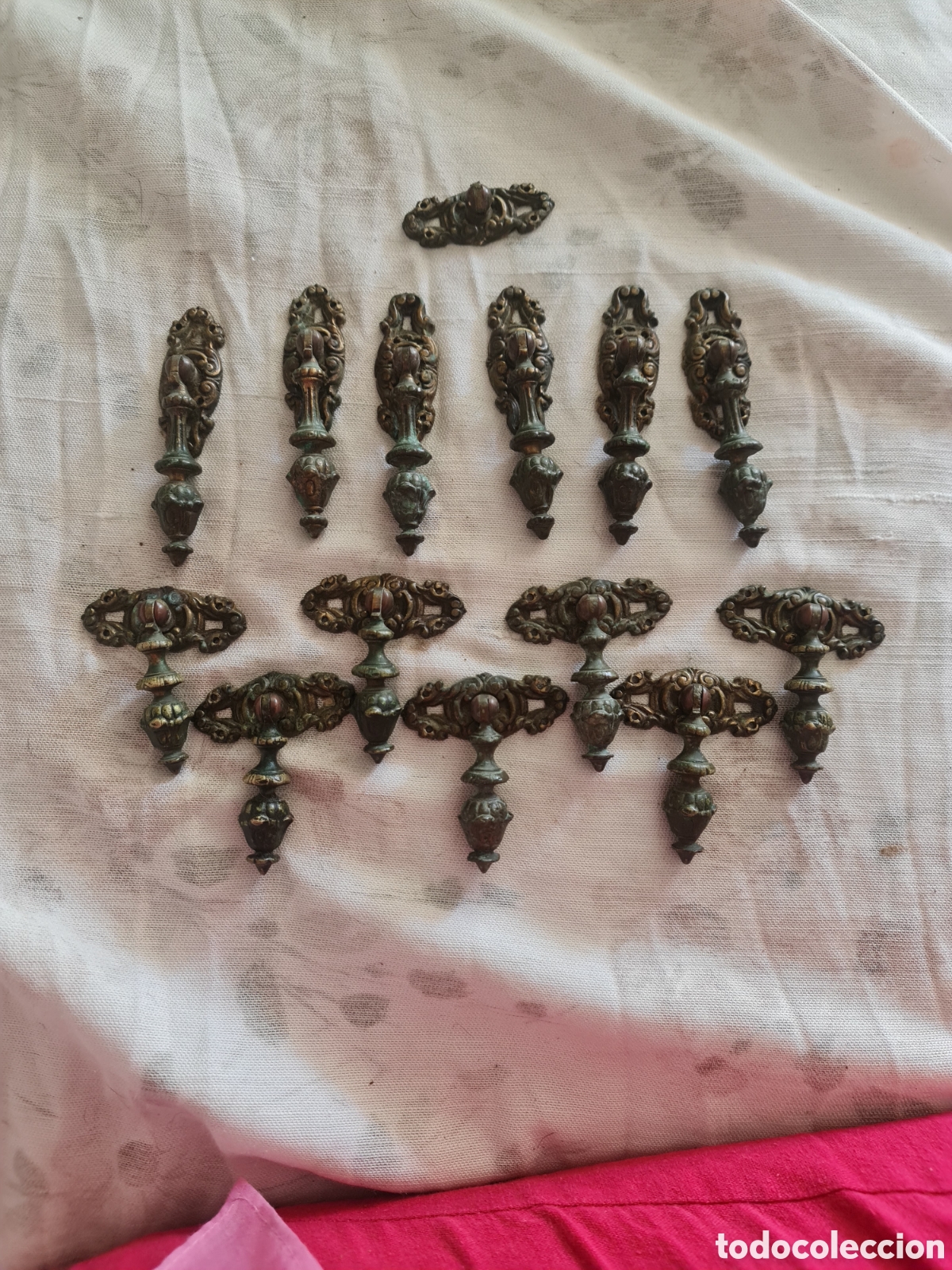Antig&uuml;edades: Lote 13 Tiradores Antiguos P&eacute;ndulo (Bronce/Lat&oacute;n)