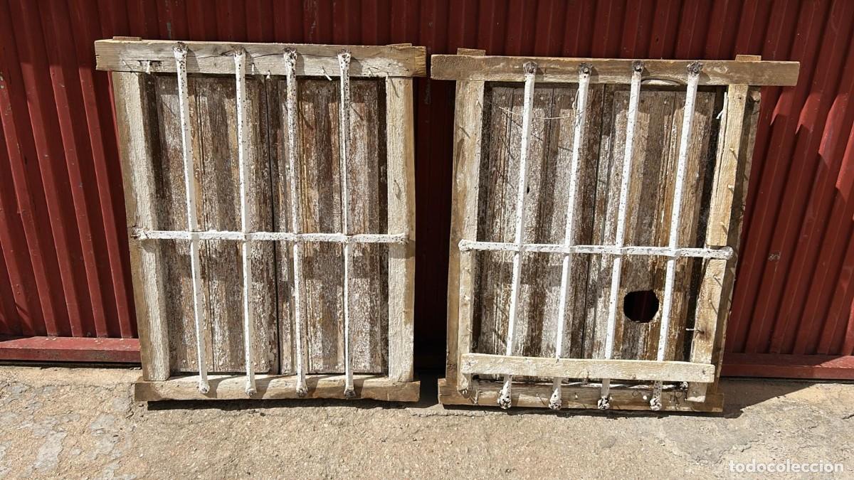 Antig&uuml;edades: VENTANAS PAREJA CON REJAS MUY ANTIGUAS EN FORJA PARA DECORACI&Oacute;N DE 90 X 68 CMS. DE BUENA FACTURA
