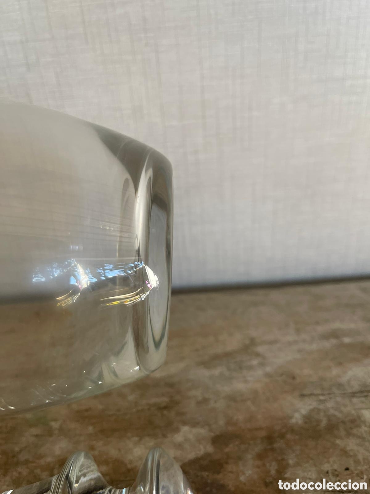 Antig&uuml;edades: Licorera de cristal con tapa - Foto 4
