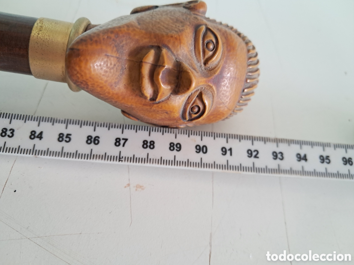 Antig&uuml;edades: Bast&oacute;n antiguo con mango de resina y madera noble