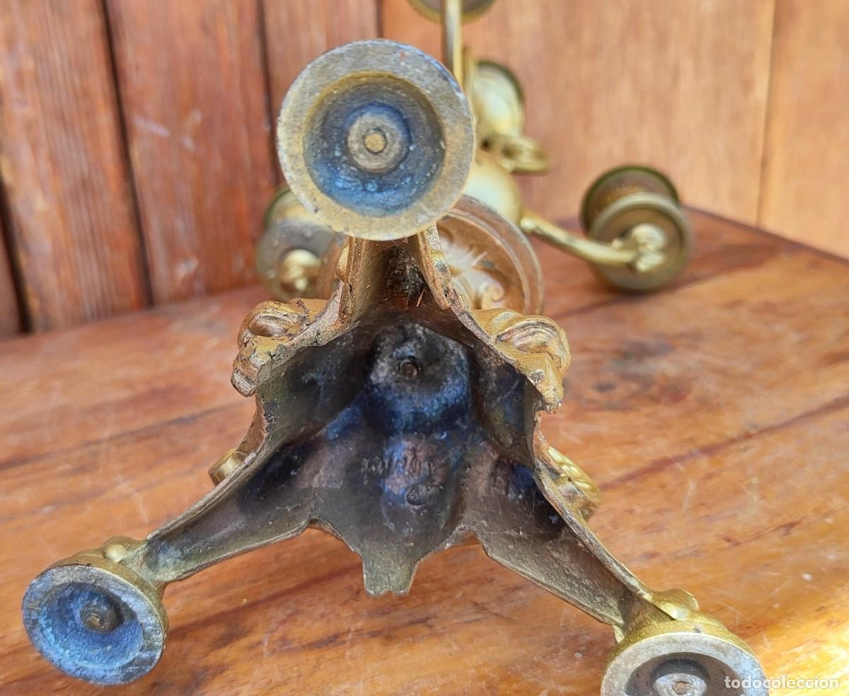 Antig&uuml;edades: Candelabro de bronce sobredorado, - Foto 2