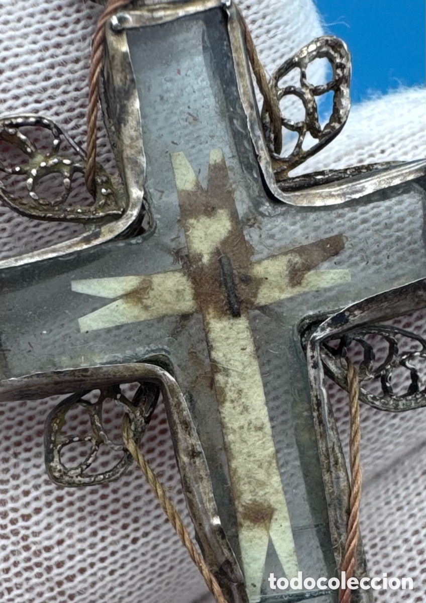 Antig&uuml;edades: Relicario Lignum Crucis cristal roca cruz plata