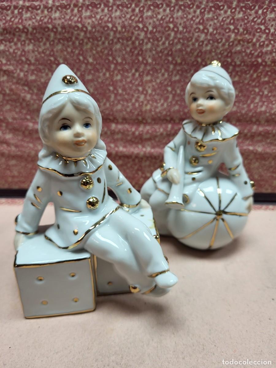 Antiques: PAREJA FIGURAS PAYASOS CERAMICA PORCELANA SELLADA CAPIDOMONTE