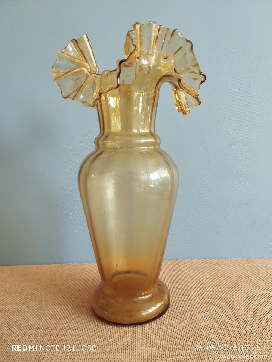 Antig&uuml;edades: Antiguo florero de cristal -606 - Foto 1