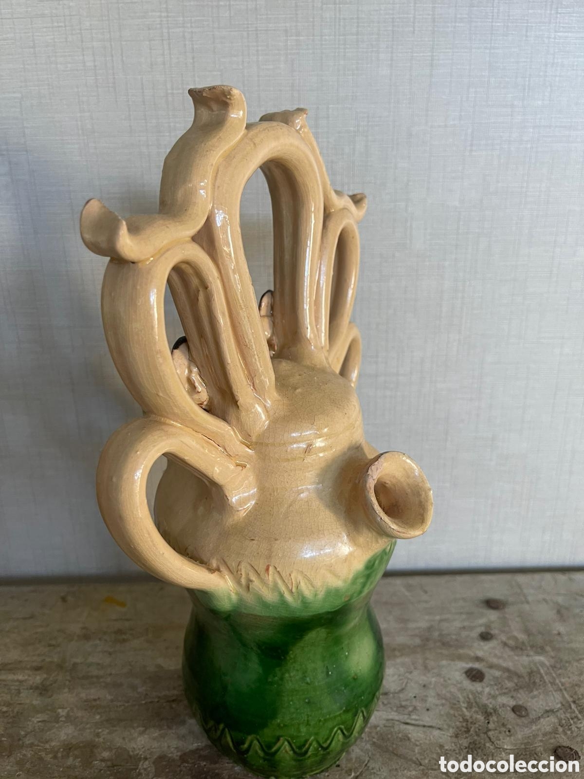 Antig&uuml;edades: Cantaro de agua olot