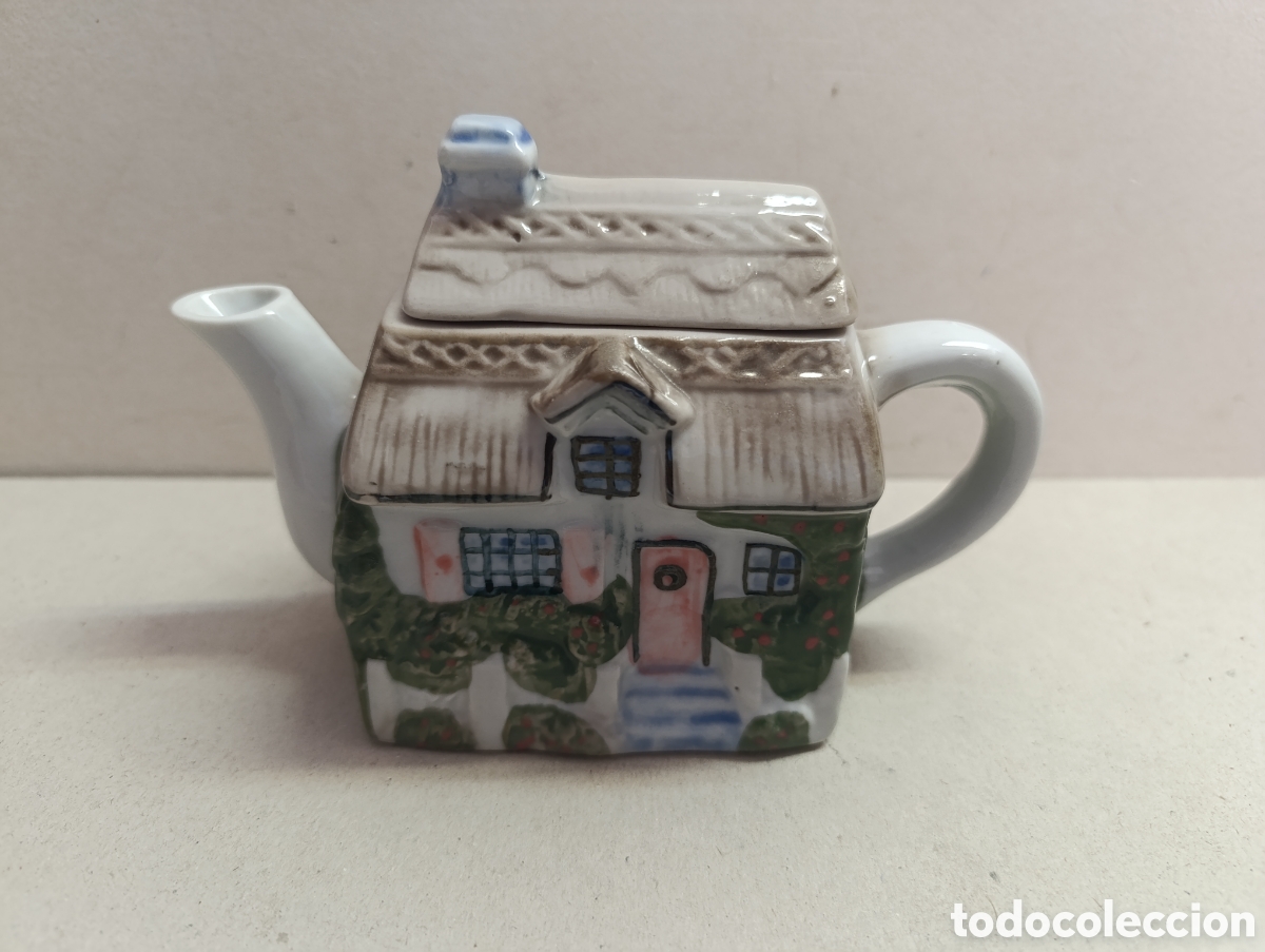 Antig&uuml;edades: TETERA PORCELANA REPRESENTANDO COTTAGE INGLES. - Foto 9