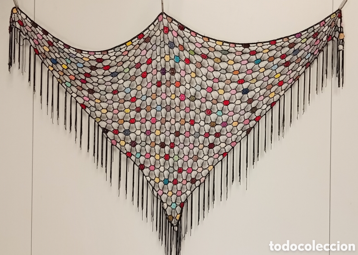 Antig&uuml;edades: CHAT TRIANGULAR DE CROCHET HECHO A MANO