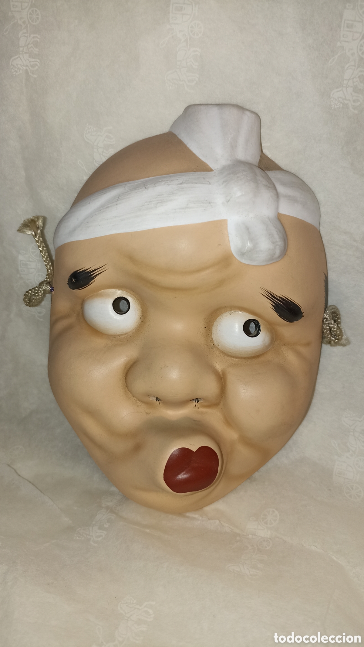 Antig&uuml;edades: M&aacute;scara Tradicional Japonesa de Cer&aacute;mica - Personaje Hyottoko (16 cm)