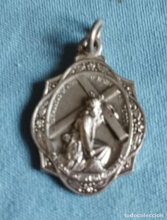 Antig&uuml;edades: Medalla devocional cat&oacute;lica de la cofrad&iacute;a de Ntro. Padre Jes&uacute;s del Perd&oacute;n