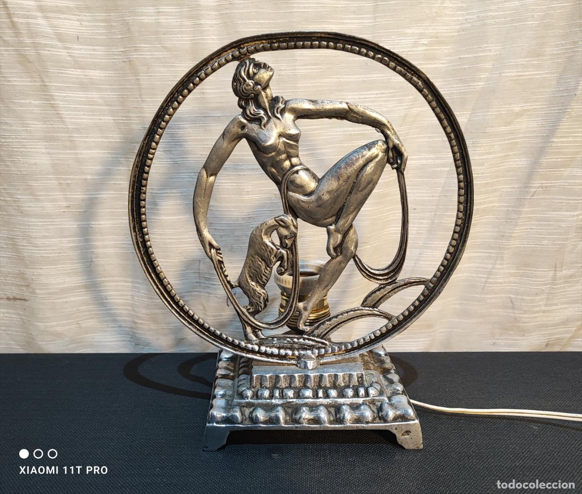 Antig&uuml;edades: INTERESANTE LAMPARA DE MESA ART DECO
