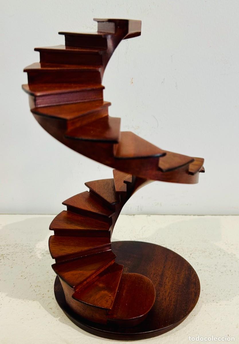 Antig&uuml;edades: Modelo Arquitectonico. Escalera en Espiral - Foto 8