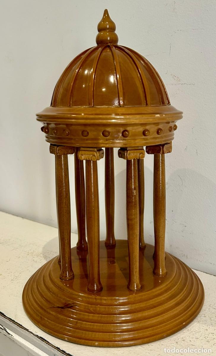 Antig&uuml;edades: Modelo Arquitectonico en madera. Duomo - Foto 1