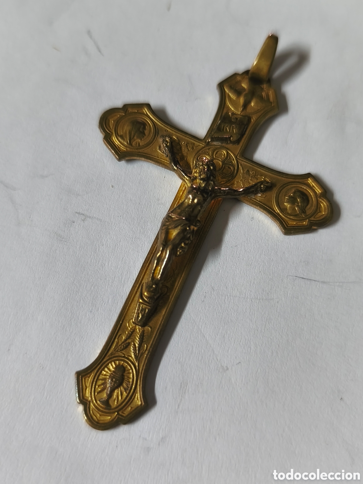 Antig&uuml;edades: CRUZ CRUCIFIJO COLGANTE ANTIGUO EN METAL BRONCE O SIMILAR