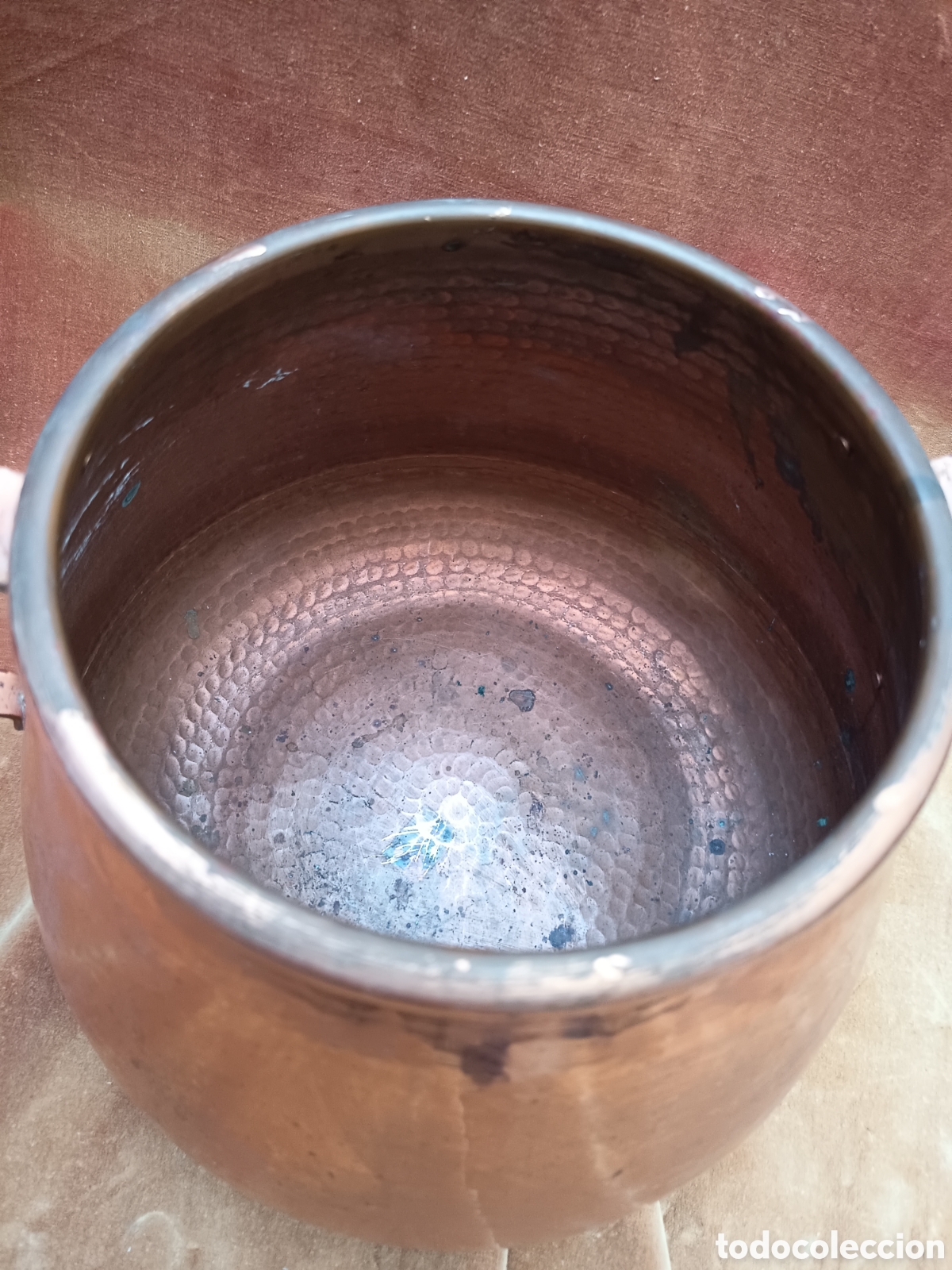 Antig&uuml;edades: Olla de cobre con asas labradas - Foto 3