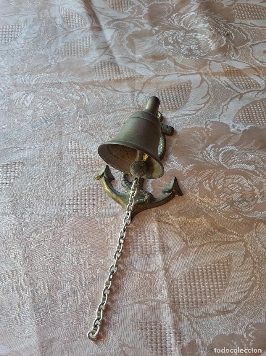 Antig&uuml;edades: Bonita campana de bronce para colgar con ancla, llamador.