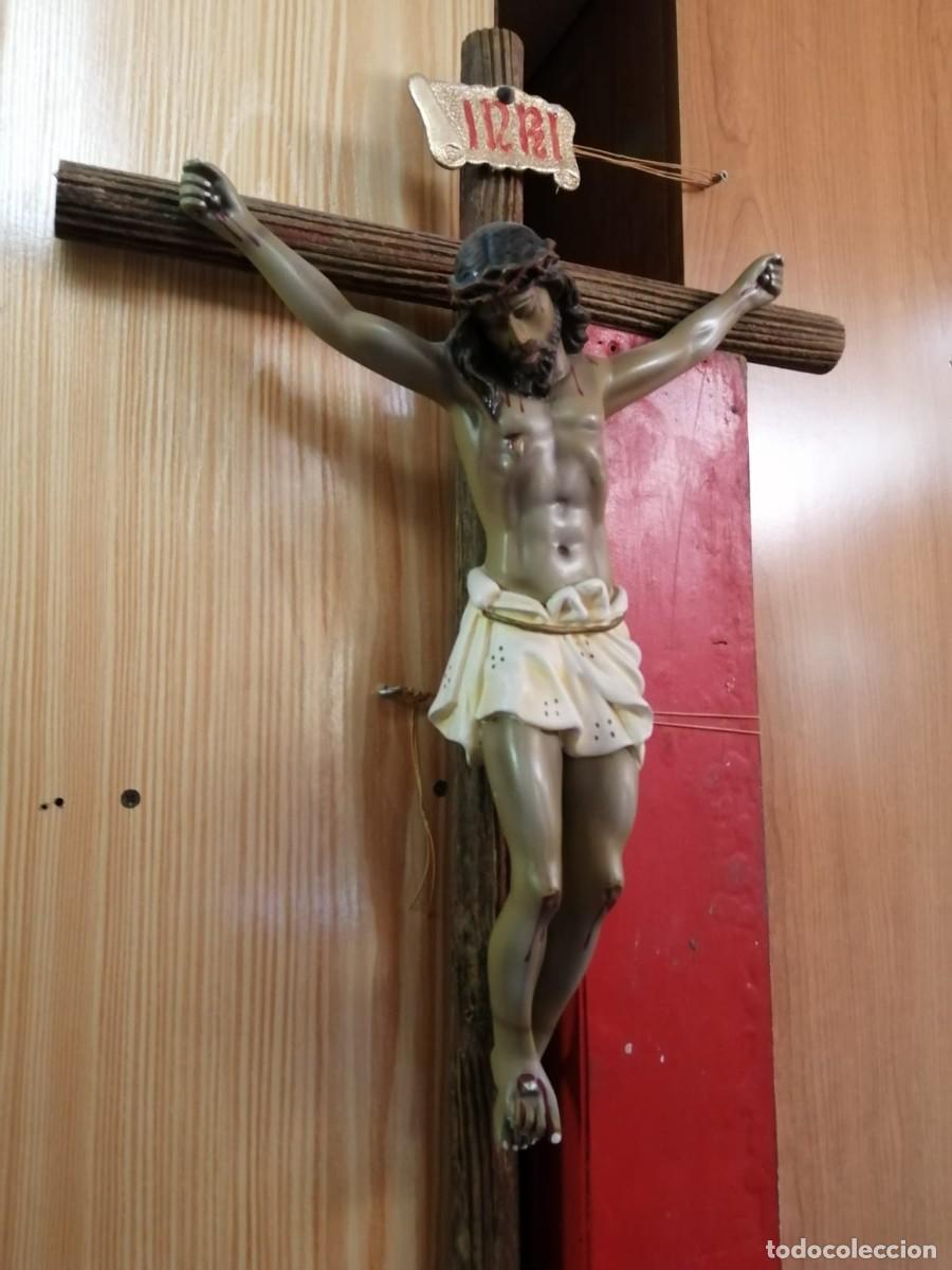 Antig&uuml;edades: CRUCIFIJO DE PARED..