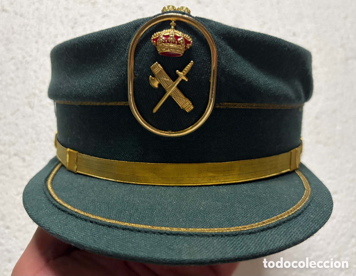 Antig&uuml;edades: GORRA TERESIANA DE LA GUARDIA CIVIL