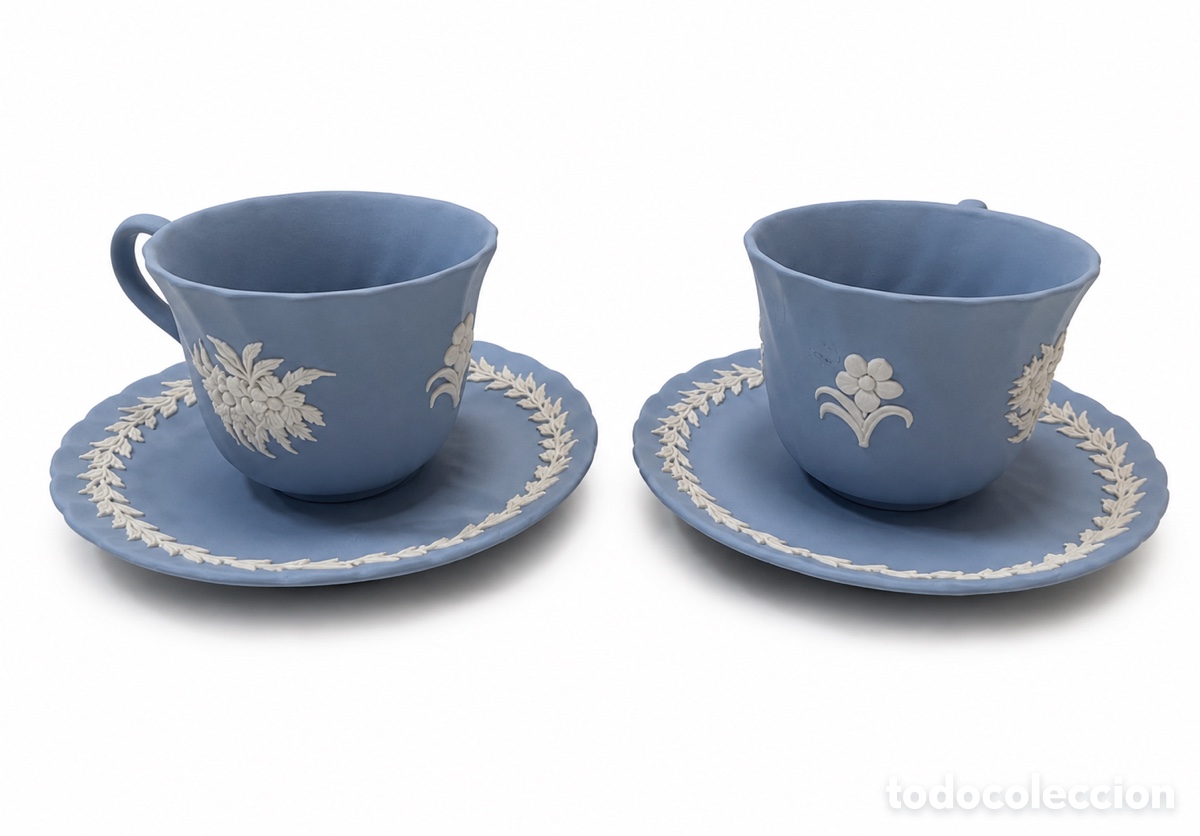 Antig&uuml;edades: Pareja de tazas con plato jaspeware azul estilo Wedgwood vintage