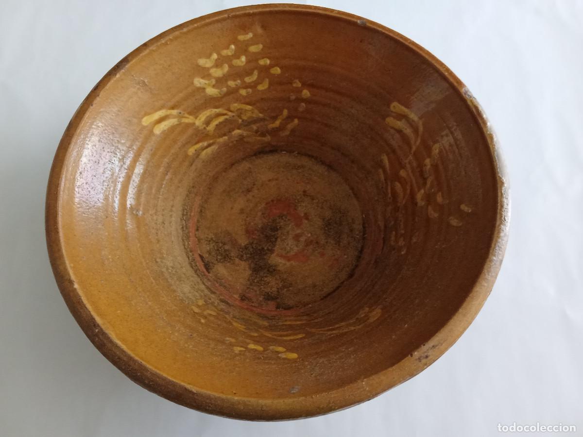 Antig&uuml;edades: Antiguo lebrillo de barro zona Castilla 37 cm