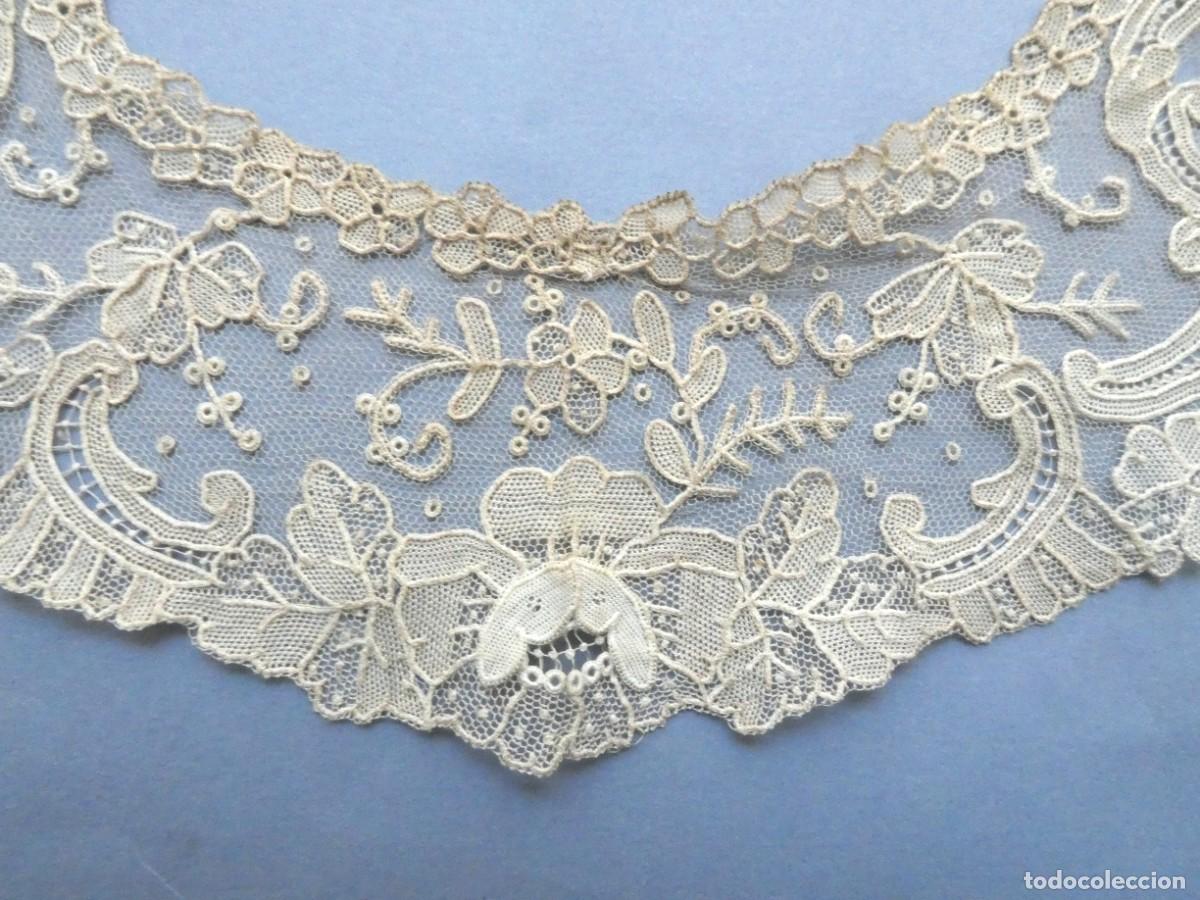 Antig&uuml;edades: ANTIGUO CUELLO DE ENCAJE BRUSELAS PUNTO AGUJA S. XIX