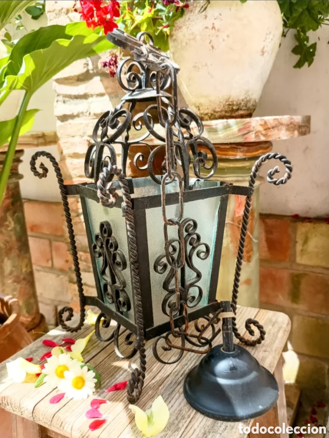 Antig&uuml;edades: Farol colgante S XIX de forja y cristal