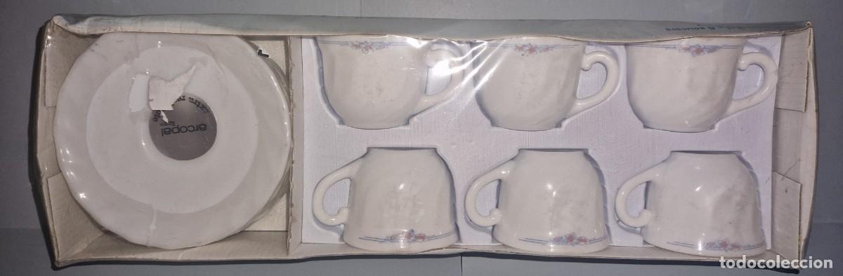 Antig&uuml;edades: Juego caf&eacute; marca ARCOPAL. 6 tazas y platos