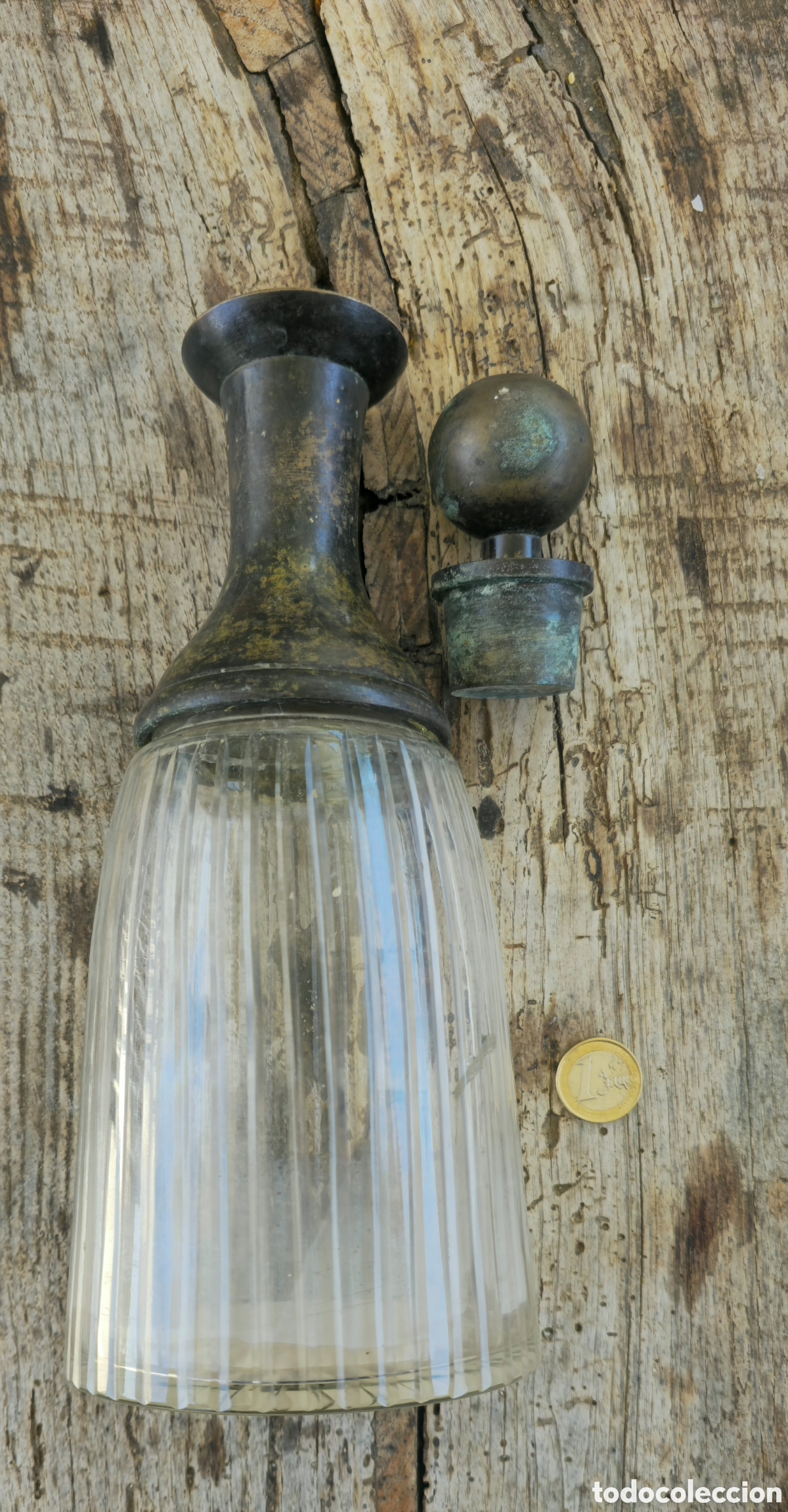 Antig&uuml;edades: Antigua licorera S-XIX/XX