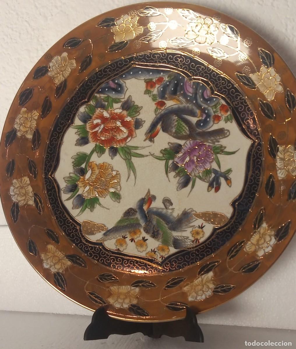 Antig&uuml;edades: Plato de pared porcelana estilo satsuma