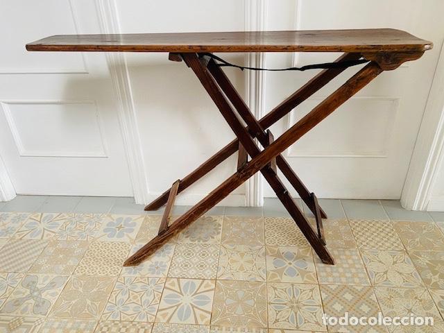 Antig&uuml;edades: Mesa de planchar antigua de madera maciza &middot; Vintage &middot; 140 cm