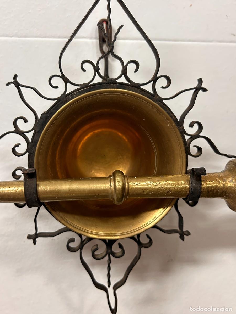 Antig&uuml;edades: Mortero de bronce con soporte - Foto 3