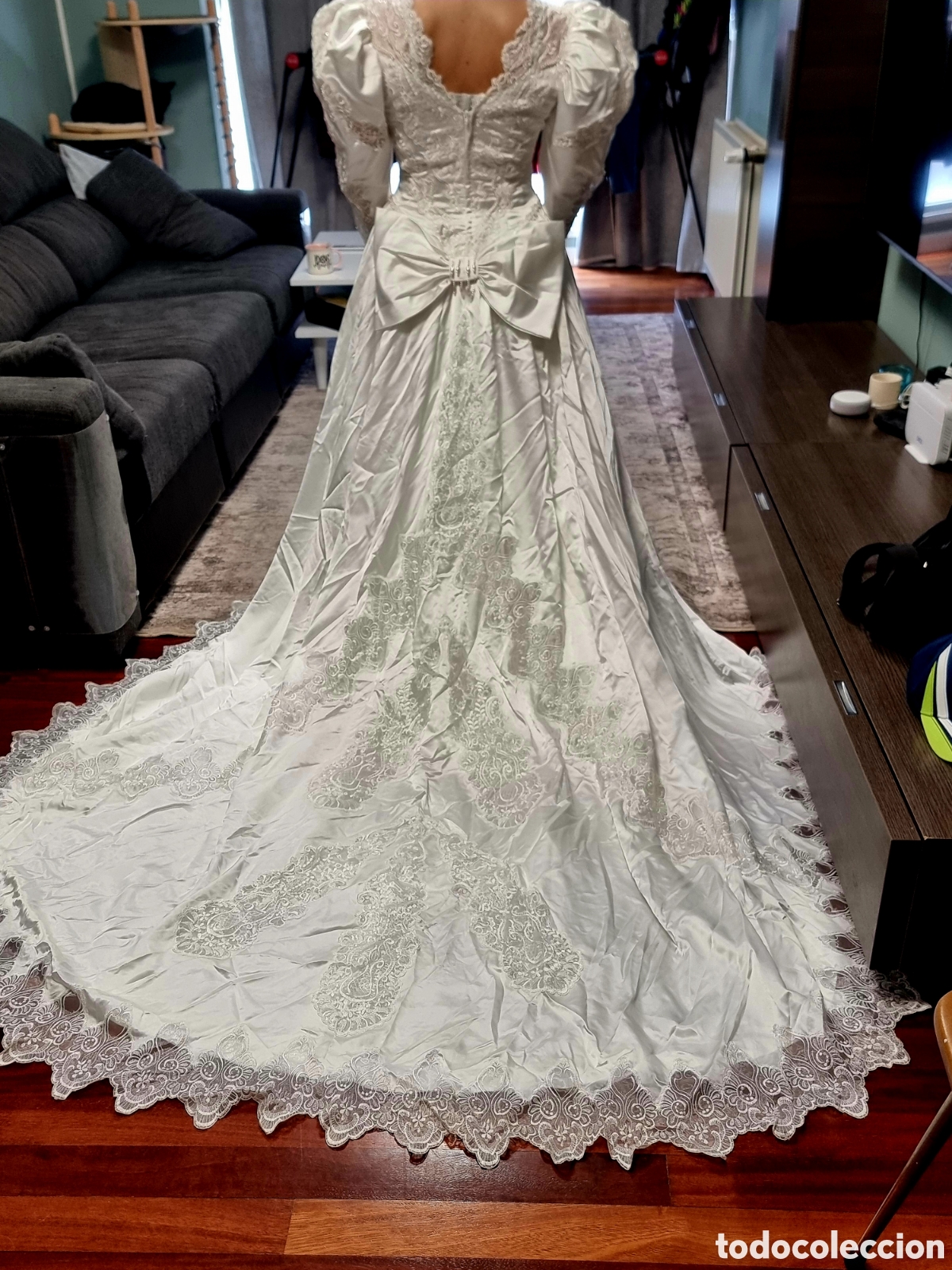 Antig&uuml;edades: Vestido novia a&ntilde;os 80