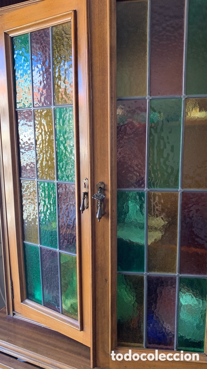 Antig&uuml;edades: Mueble madera maciza y vitral - Foto 2