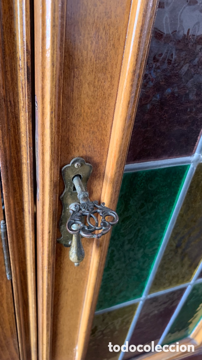 Antig&uuml;edades: Mueble madera maciza y vitral - Foto 4